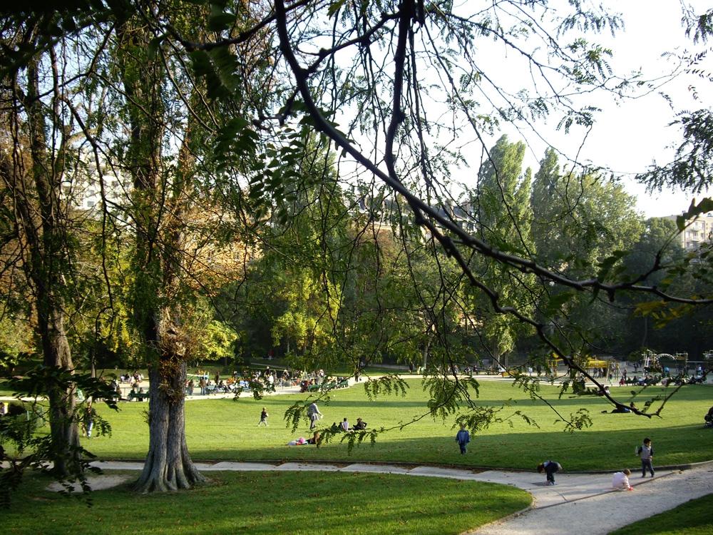 Parks in Paris for a rustic ambience